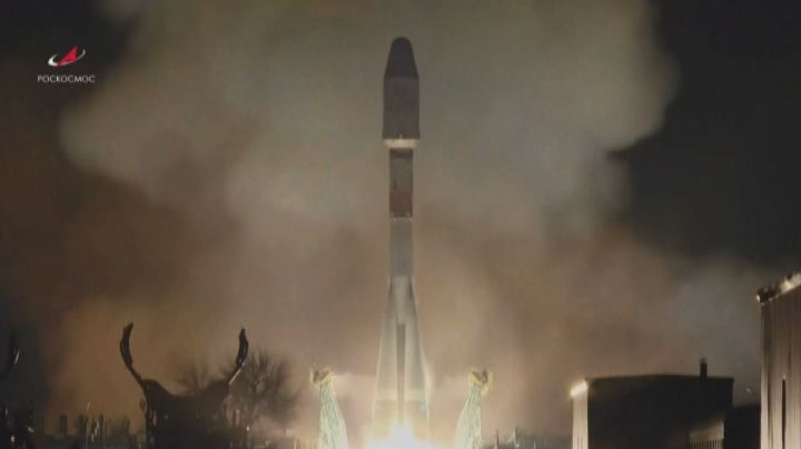 Spazio, lancio riuscito per il razzo Soyuz con 36 satelliti