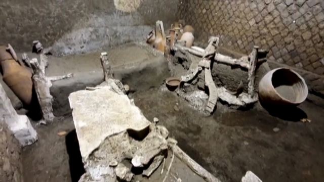 Nuova eccezionale scoperta a Pompei: nella stanza degli schiavi