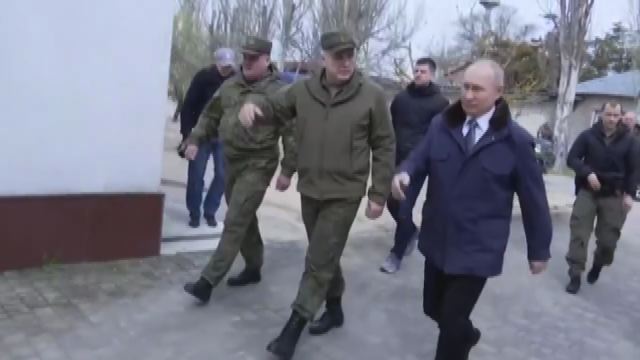 Ucraina, Putin in visita nelle regioni di Kherson e Luhansk