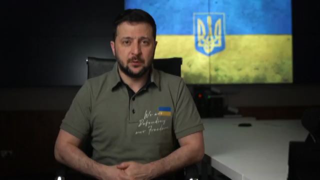Ucraina, Zelensky: Mosca sta esaurendo missili con cui attaccare