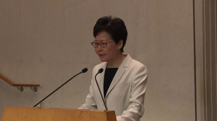 Hong Kong, governatrice non si dimette: elimineremo la violenza