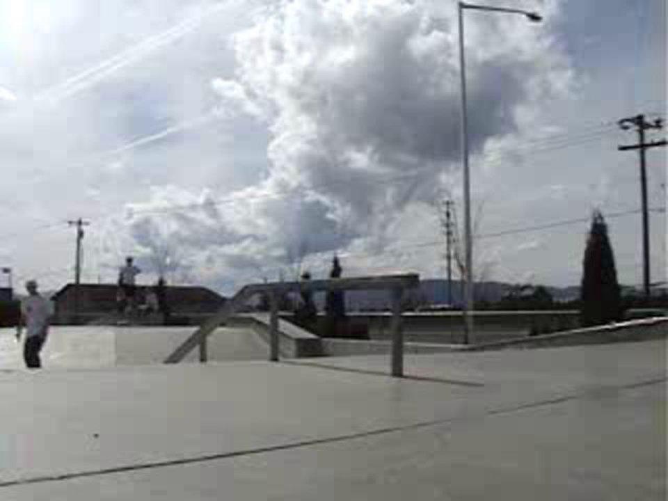 HD - white city skatepark