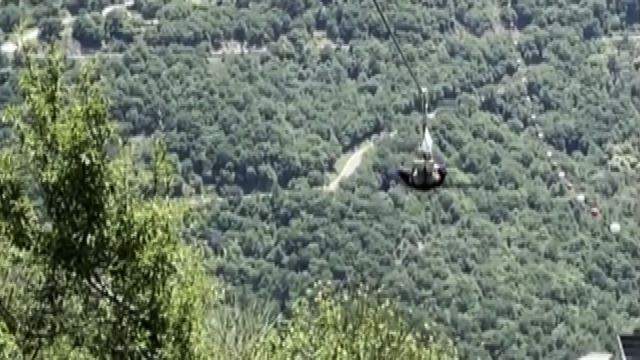 Volo dell'Angelo: a 400 metri nel vuoto sopra le Dolomiti Lucane