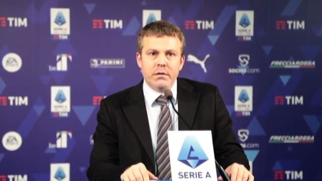 Calcio, un fondo per l'Ucraina, Lega Serie A dona 500.000 euro