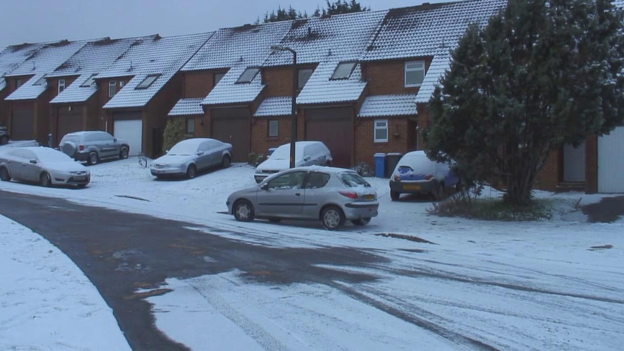 HD - Worst snow in eighteen years - Snow rage, Poole England