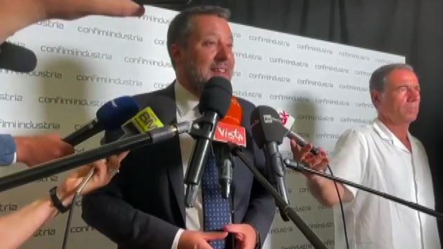 Salvini: "Se i 5 Stelle non votano fiducia sarà un problema"