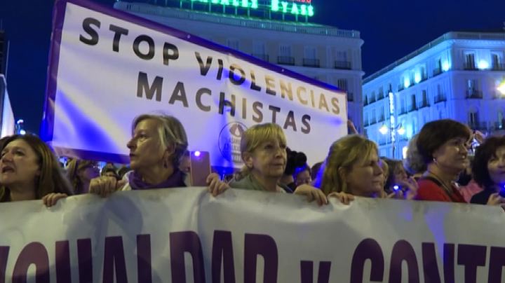 La Spagna si mobilita contro i femminicidi: 42 nel 2019
