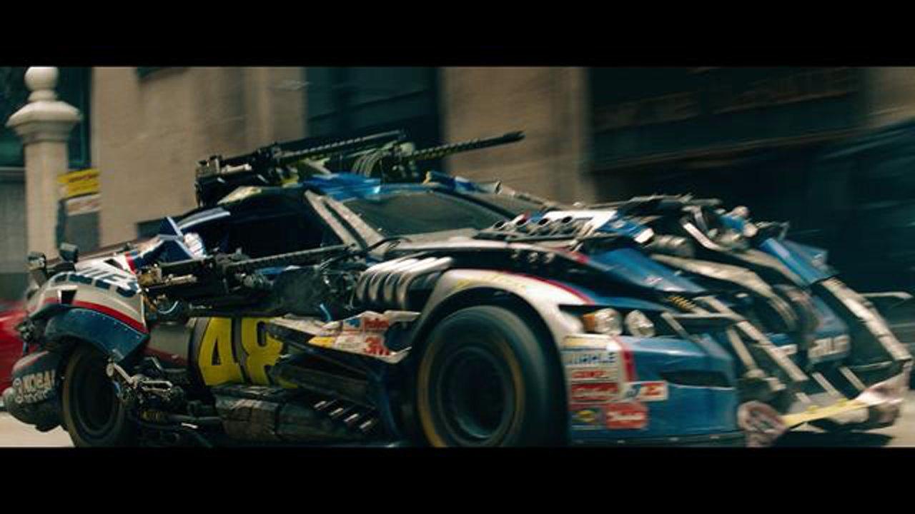 HD - Transformers Dark Of The Moon (NASCAR) HD