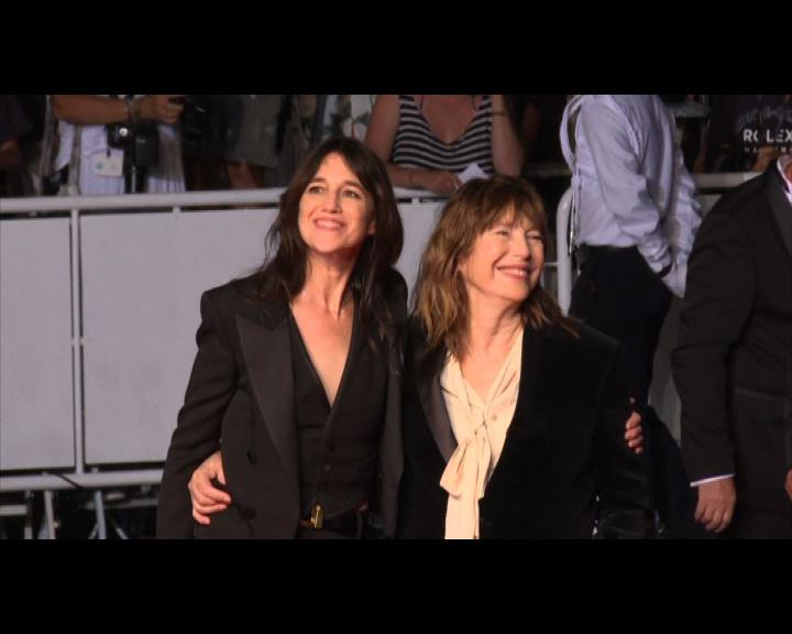 Cannes, red carpet di star francesi: Marceau, Huppert, Gainsbourg