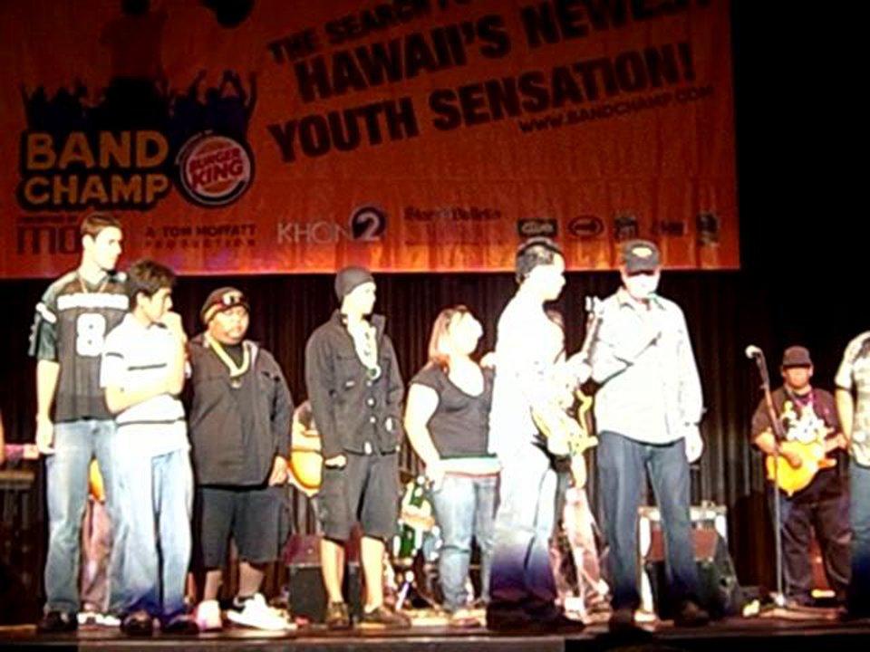 HD - Tom Moffatt announces Second Nature as winners of 2009 Kauai Band Champ