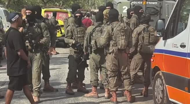 Sparatoria in Cisgiordania, almeno sei feriti, ucciso l'assalitore