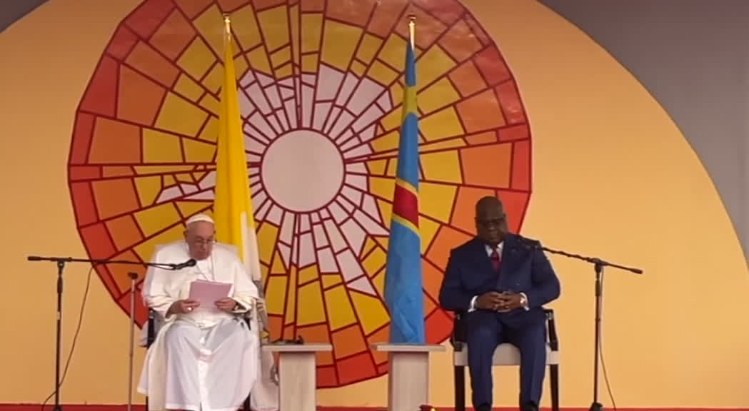 Il Papa in Congo: giù le mani dall'Africa!