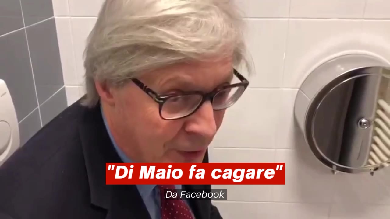 Vittorio Sgarbi sul WC contro Di Maio: &#8220;Meglio del Guttalax&#8221;
