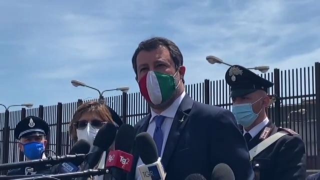 Gregoretti, niente processo per Salvini "il fatto non sussiste"