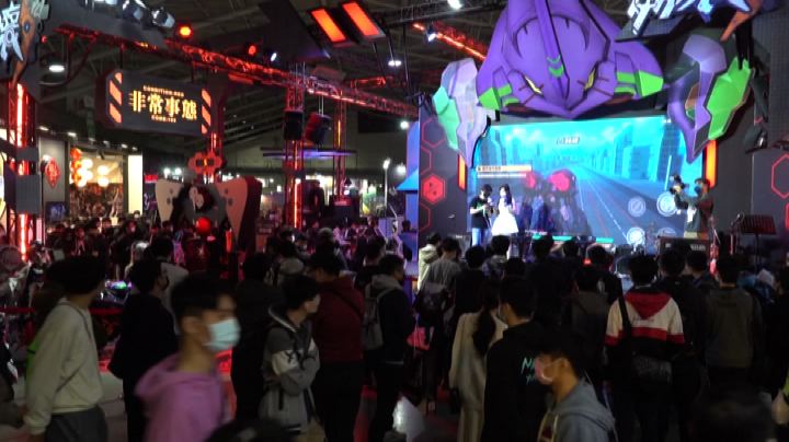 A Taiwan folla e mascherine al Game show post pandemia