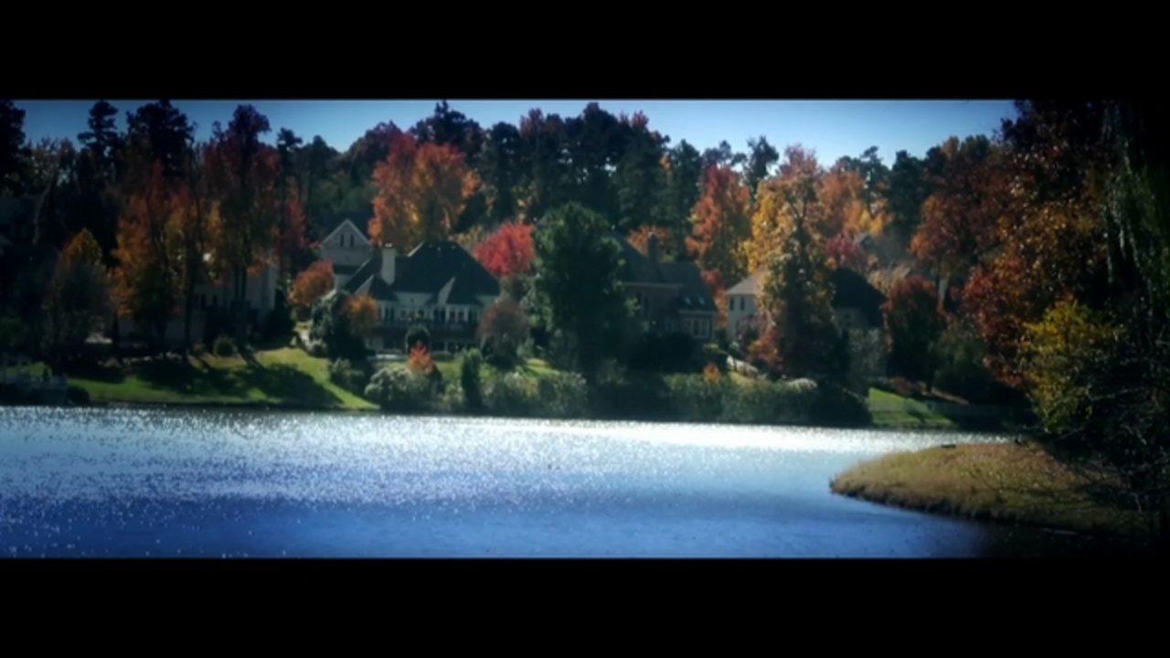 HD - Autumn at Davis Lake