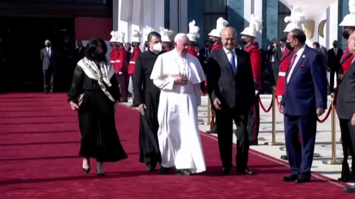 Il Papa è decollato da Baghdad per Roma, concluso viaggio in Iraq