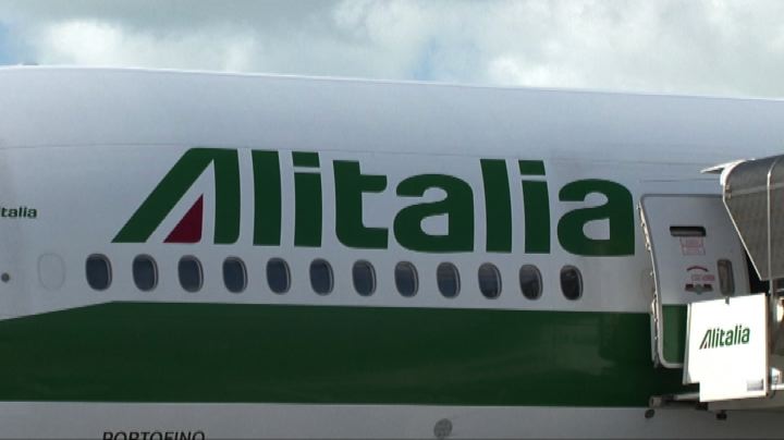 Alitalia, oltre 190 voli cancellati a causa dello sciopero