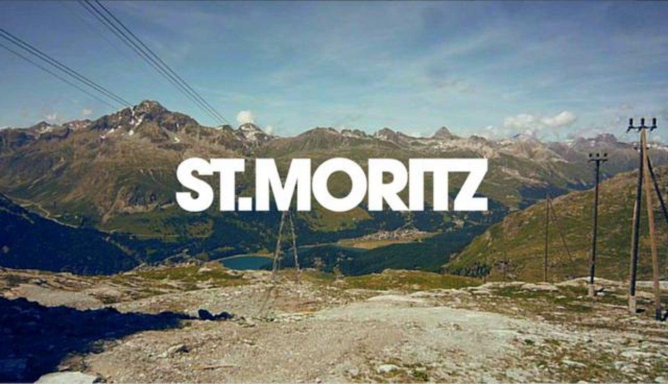 HD - Hiking in the Swiss Alps