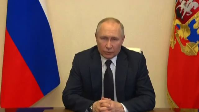 Ucraina, Putin insiste: "Russi e ucraini sono un unico popolo"
