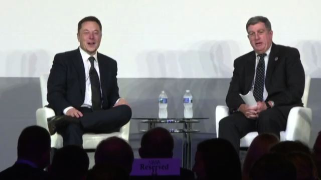 Usa, Elon Musk rinuncia all'acquisto di Twitter