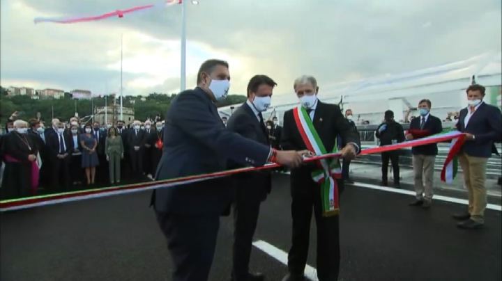 Inaugurato Ponte San Giorgio, con Mattarella, Conte e Renzo Piano