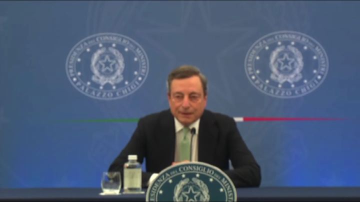 Draghi: chiesto a Putin di sbloccare grano, c'è disponibilità