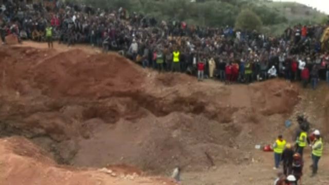 Marocco, quarto giorno di scavi per salvare il piccolo Rayan
