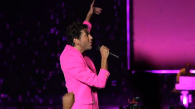 Mika saluta l'estate con un concerto all'Arena di Verona