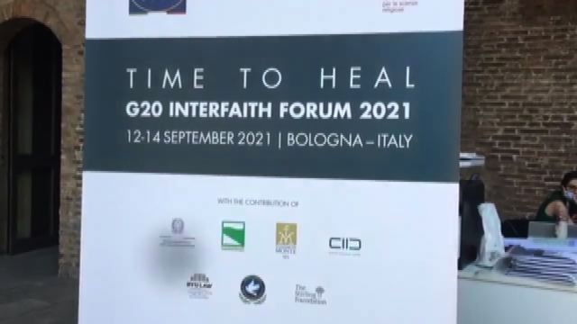 A Bologna il G20 delle fedi: "Insieme per costruire la pace"