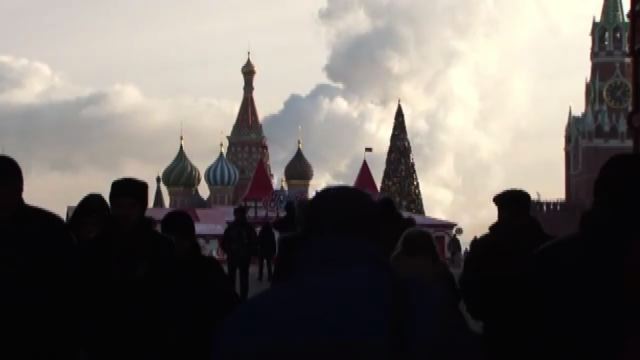 Un anno di guerra. I giovani russi divisi: isolarsi o esporsi?