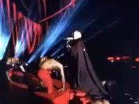 Madonna Falls in BRIT Awards 2015