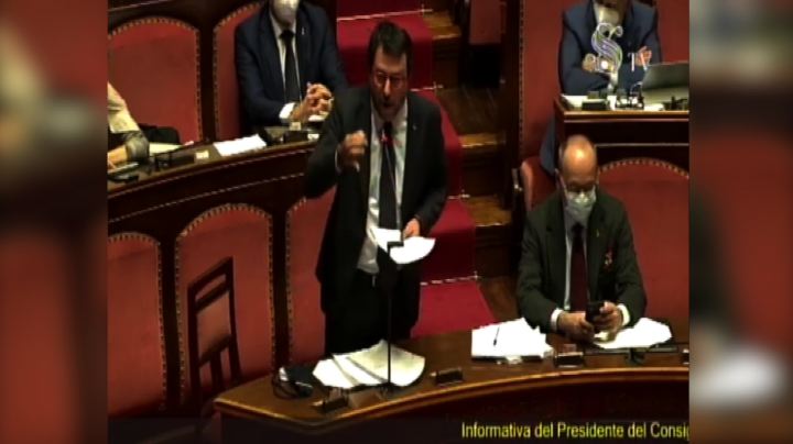 Salvini a Conte: basta chiacchiere, saremo in Aula fino ai fatti