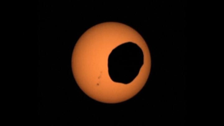 Il video della spettacolare eclissi solare su Marte