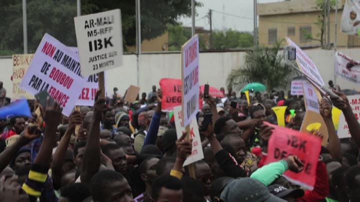 Proteste in Mali, manifestanti chiedono dimissioni del presidente