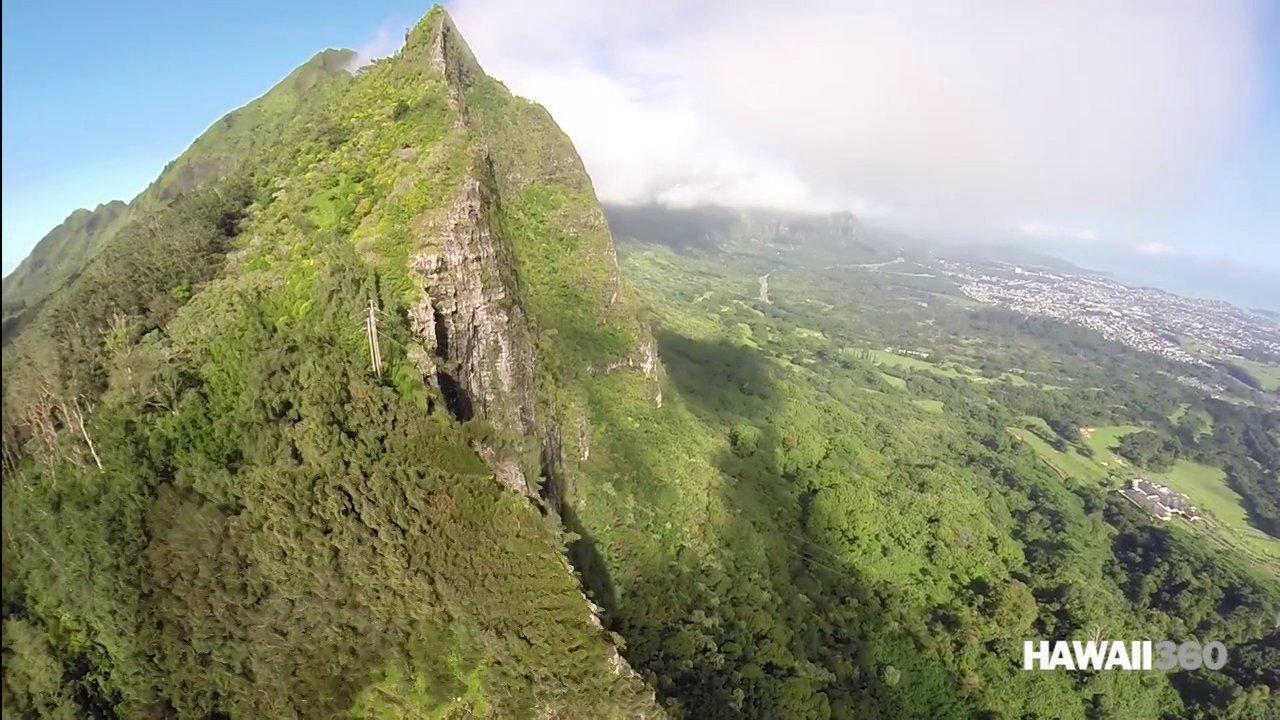 HD - Aerial over Pali lookout (Uncut)