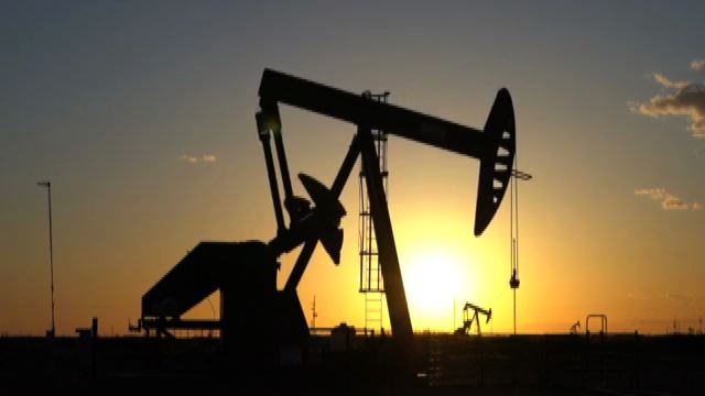 Petrolio, Biden: saranno rilasciati 50 milioni barili da riserve